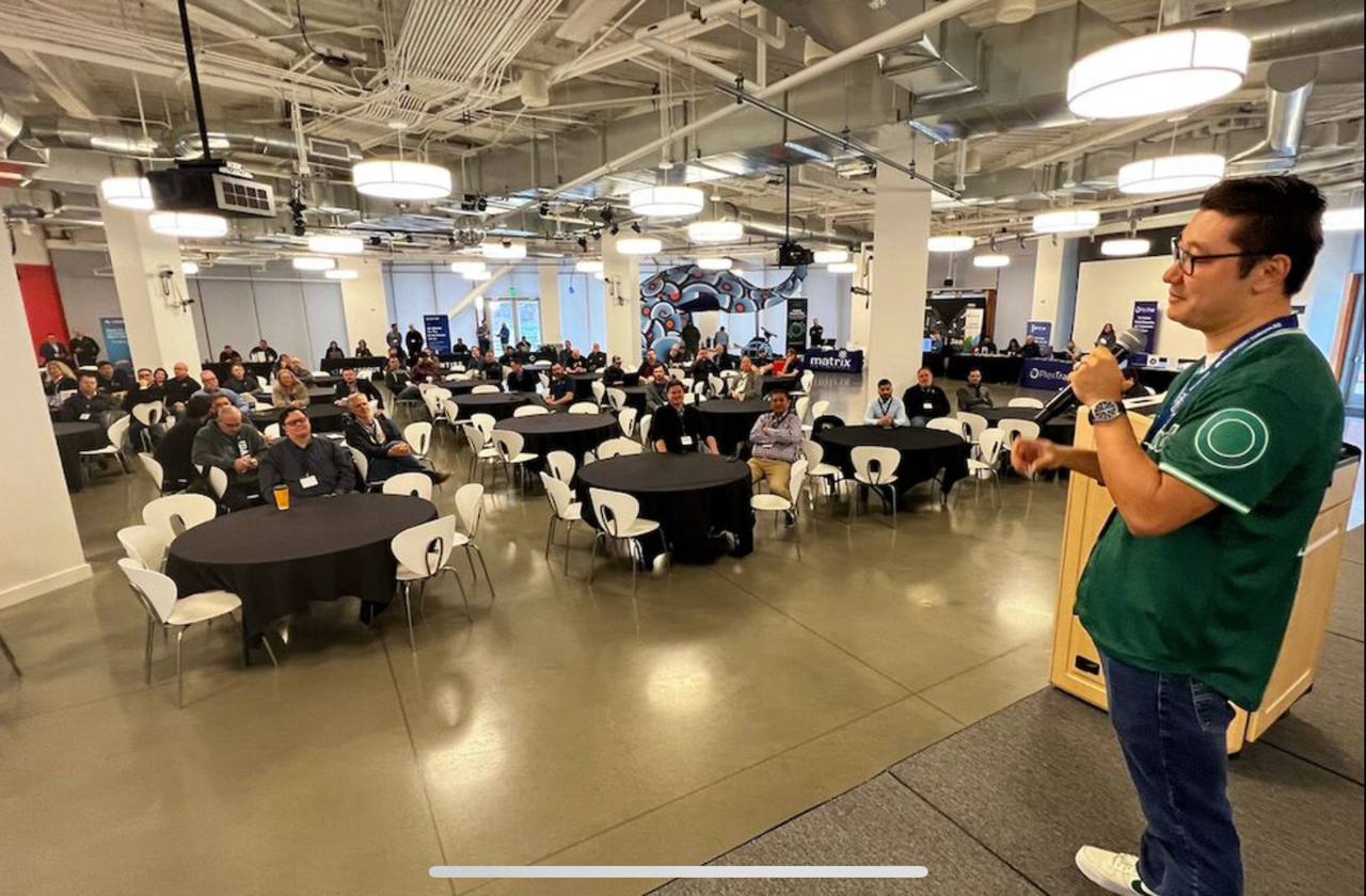 Evin Safdia giving keynote at Boise ISSA conference